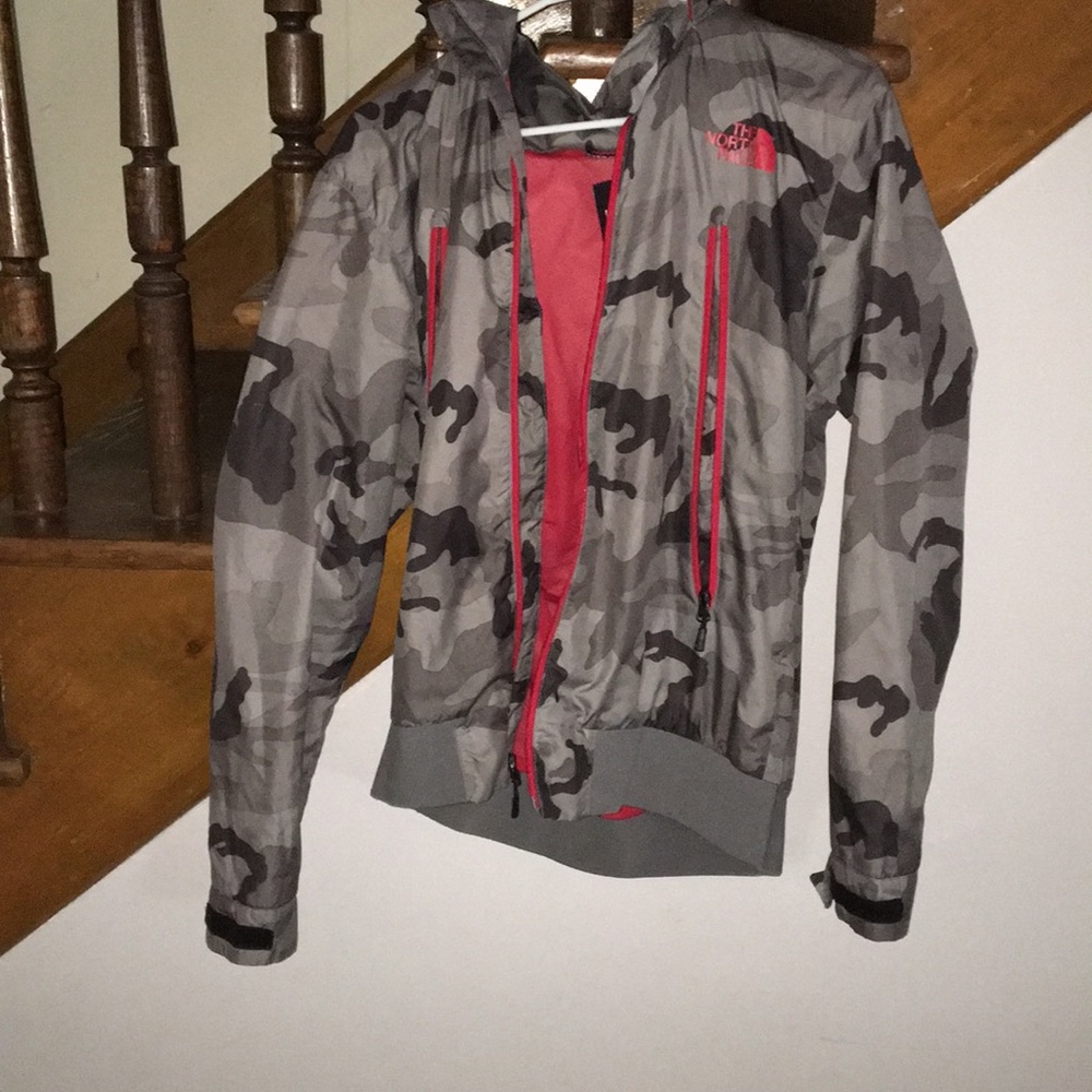North face windbreaker gray camouflage